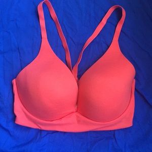 Victoria’s Secret lightly lined plunge 32DD